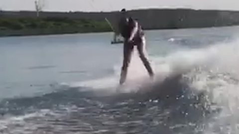 A Girl Tries To Water Ski But Fails