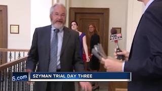 Defense questions undercover officer in Manitowoc doctor's federal trial