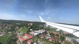 Lufthansa Airbus A320neo Landing Krakow Poland 🇵🇱
