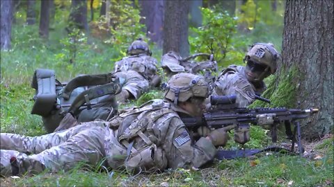 U.S. Paratroopers conduct Platoon Movement to Contact Exercise