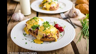 HOW TO MAKE 1-MINUTE YUMMY HOLLANDAISE WITHOUT WHISKING