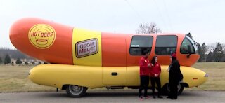 Oscar Mayer Weiner Mobile helps you propose