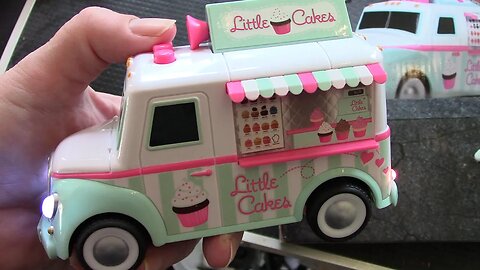 Five Below Cupcake Truck By Maxx Action 🚛