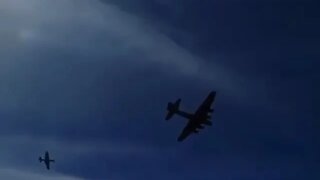 World War II B-17 bomber collided with light aircraft at Dallas Airshow