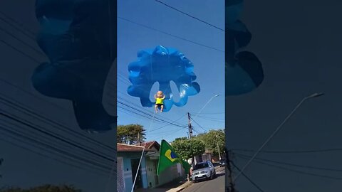 Pipa paraquedinha com bonequinho e bandeira do Brasil #shorts