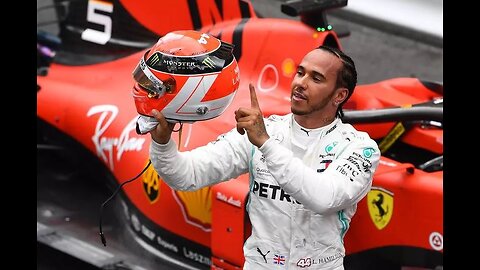 Il passaggio reale di Lewis Hamilton alla Ferrari - Il Re d'Italia