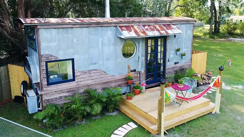 The Gypsy Mermaid - An Amazing DIY European Style Tiny House With Pizza Oven