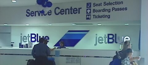 JetBlue blocking middle seat into early July