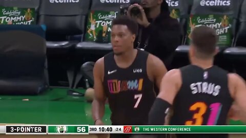 Kyle Lowry's performance can simply be described as magnificent