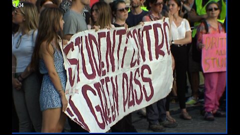 Roma, Primum Non Nocere - Gli studenti universitari in piazza per dire no al green pass