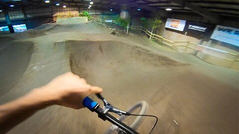 CRAZY INDOOR MTB BIKE PARK IN MANCHESTER | DIRT FACTORY