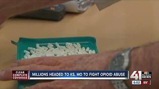 Millions in federal aid heading to Missouri, Kansas to fight opioid issue