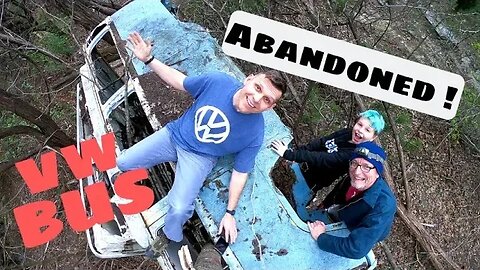 We found an abandoned VW Bus!