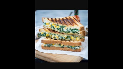 delicious,Spinach corn sandwich recipe. Quick and make it easy🤤