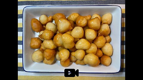 Greek Donuts Loukoumades / Λουκουμάδες