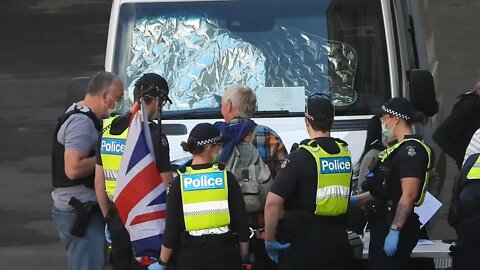 AUSSIE FLAG - Broken, Arrested and Detained (21/08/21) Melbourne OZ-DAN-A-STAN