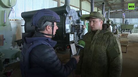 Russian military opens mobile bakery