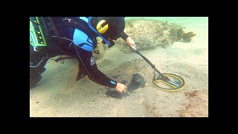 Found Jewelry Money Deadly Weapon BURIED at the Old HOSPITAL Underwater
