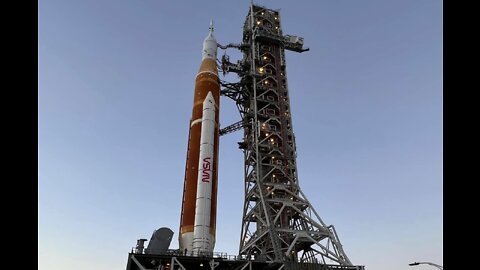 Artemis I rocket rolls out of ￼￼￼vehicle￼ assembly￼ building￼ timelapse