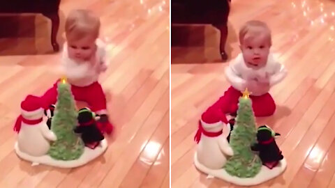 Baby Dancing On Merry Christmas Jingle