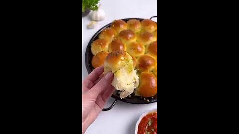 Cheesy garlic bread