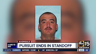 Suspect escapes police barricade in Avondale