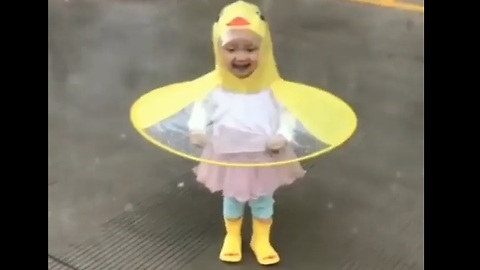 Love to See Kids Enjoying The Rain Specialy With This Cute Duck Costume