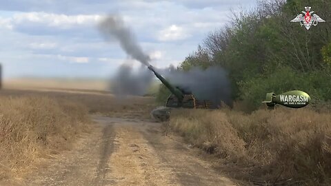 Russia's Msta-S self propelled artillery system up close