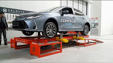 Smart Rhone frame machine with Toyota Corolla Hybrid loaded for smart repair process by Celette