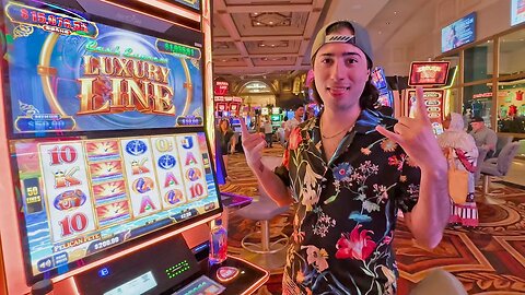 I Put $200 Into A Caesars Palace Las Vegas Slot Machine!