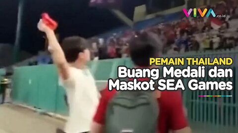 SOMBONG BANGET! Bek Thailand Buang Medali Usai Kalah dari Indonesia