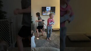 Cute kids Dancing!