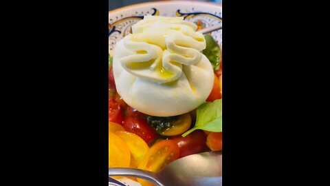 BURRATA CAPRESE