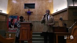 Candlelight service held honoring Martin Luther King Jr. inside West Palm Beach church