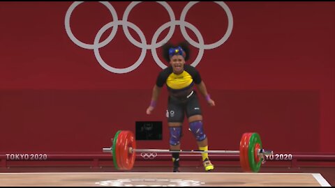 La ecuatoriana Neisi Dajomes se corona campeona olímpica de halterofilia en Tokio 2020