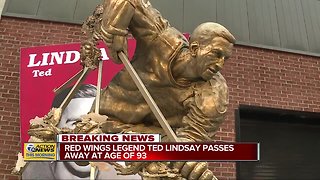 Red Wings great Ted Lindsay passes away at 93