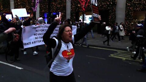 NO. FEMALE PROTESTER OXFORD STREET 15 DEC 2021