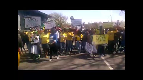 ANC, DA and EFF members unite behind coffin assault victim (JLZ)