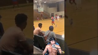 You wouldn’t believe this monster dunk 😳 #basketball #youtubeshorts #sports