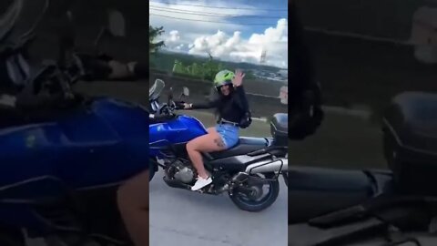 WOMAN TOO SURE OF HERSELF BUT… Watch the End