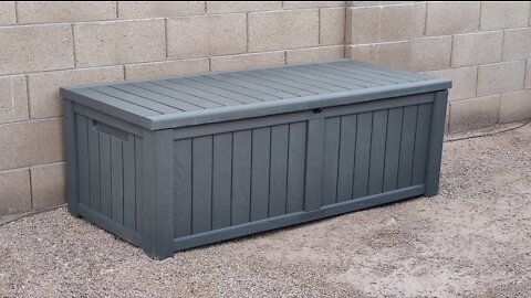 EAST OAK 120 Gallon Large Deck Box