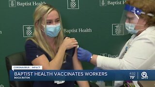 Frontline health care workers in Palm Beach County receive COVID-19 vaccine
