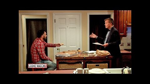 Man brings pizza to teen’s house, meets Chris Hansen instead