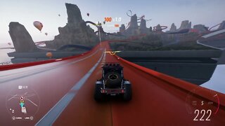 Forza Horizon 5 HOTWHEELS DLC popping balloons