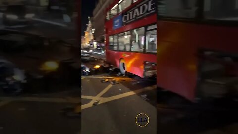 Luxury Cars, Luxury Lifestyle | LAMBO CRASH 😱 #shorts #luxury #car