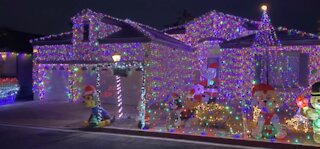Let It Glow: Davis family house showing off its Christmas display