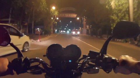 Jumat Malam Pulang ke Tulungagung dari Kediri | Honda Tiger 2000