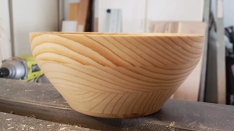 Wood Turning a Bowl out of Wood Scraps and Cutoffs