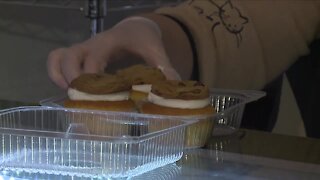 Eastlake's I Love You To The Moon and Back Bakery overwhelmed with success amid pandemic