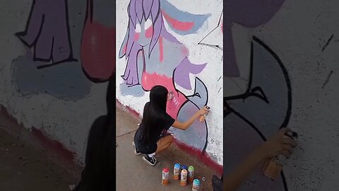 GRAFFITI GIRL DOING SOME NICE PIECE 👀 #graffiti #graffitiart #shorts